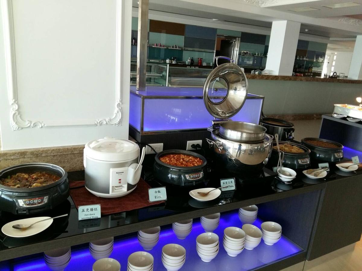 White House Hot Spring Beach Resort Уанли Екстериор снимка